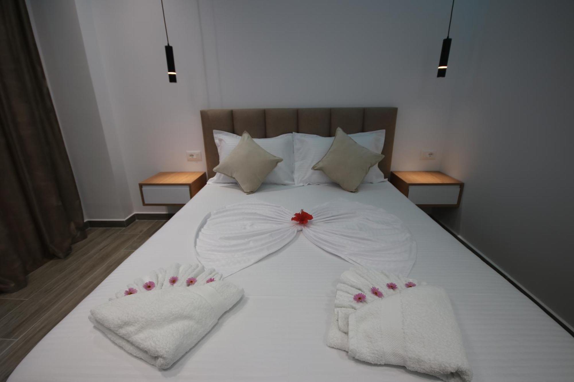 Klea Rooms Himare Exterior foto